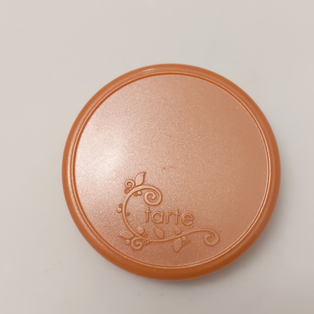Tarte blush